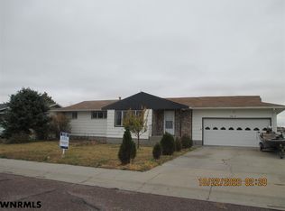 65 I St, Gering, NE 69341