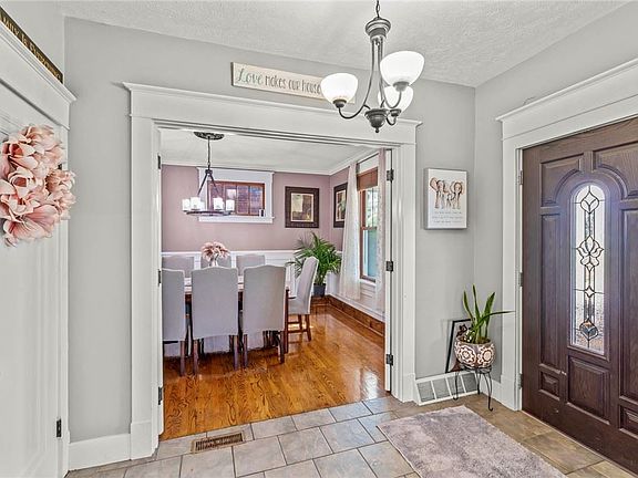 5th image of 560 Duncan Ave