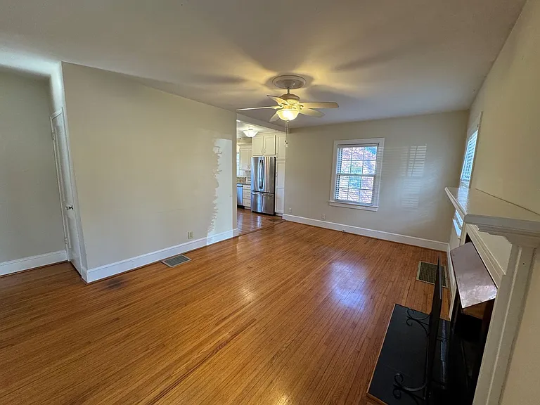 29 Canterbury Rd — Photo 4