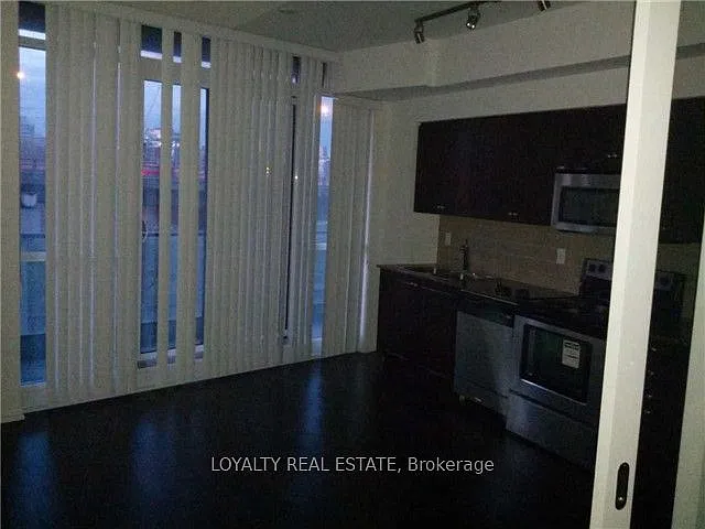 209 Fort York Blvd #768 — Photo 15