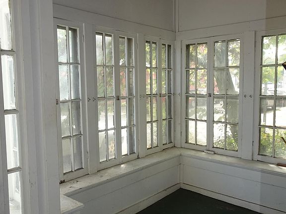 5th image of 13 - 15 8th Street