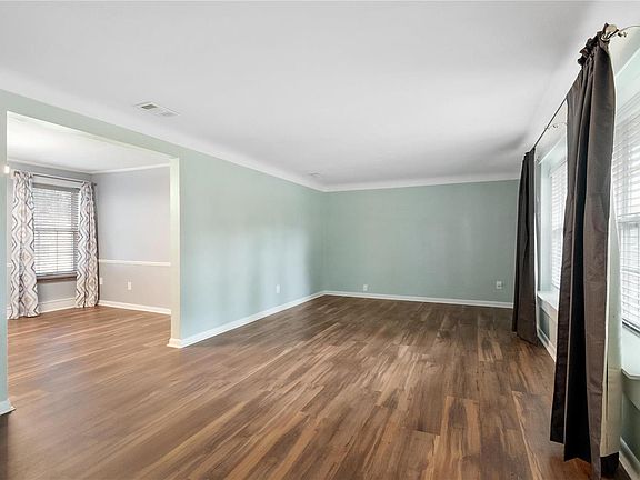 5th image of 3 Lakeview Dr