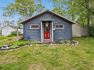 58858 River Heights Dr, Three Rivers, MI 49093