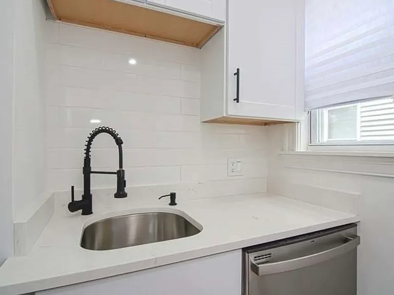 27 Hosmer St #2 — Photo 16
