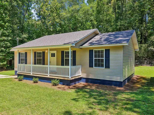 1006 7th Pl, Sylacauga, AL 35150