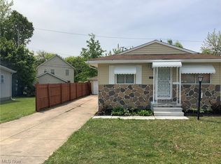 16814 S Miles Rd, Cleveland, OH 44128