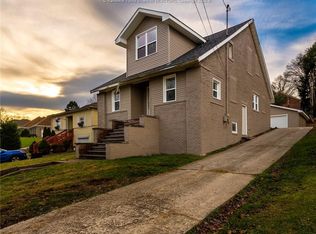 411 Kanawha Ter, Saint Albans, WV 25177