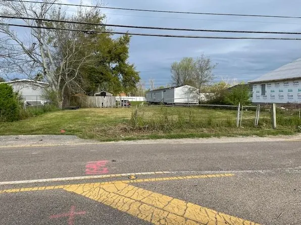 1114 Paul Maillard Rd, Luling, LA 70070