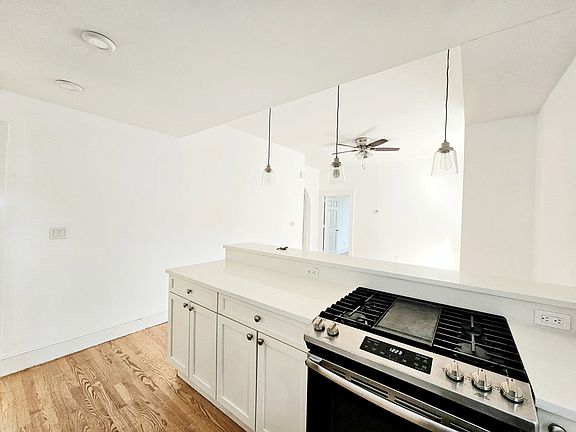 4th image of 38 Newton St #3