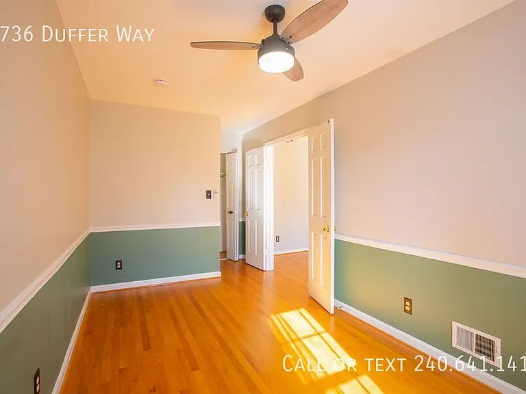 9736 Duffer Way — Photo 17