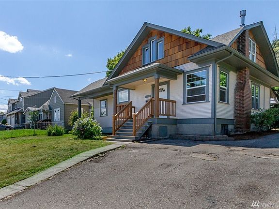 4th image of 3728 S Alaska St
