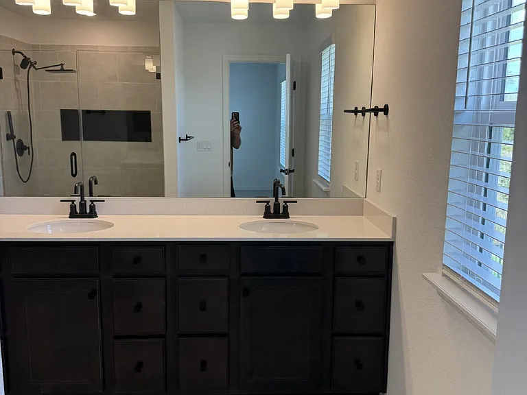 236 Hawthorn Park Cir — Photo 40