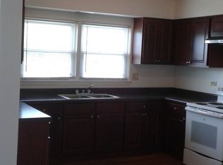 2427 S Des Plaines Ave #8, Riverside, IL 60546