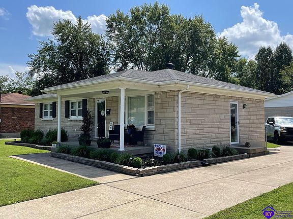 4th image of 5606 Alicante Ln