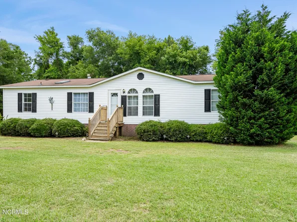 220 Cedar Hollow Court, Sneads Ferry, NC 28460