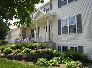 5313 Golden Leaf Trl, Madison, WI 53704