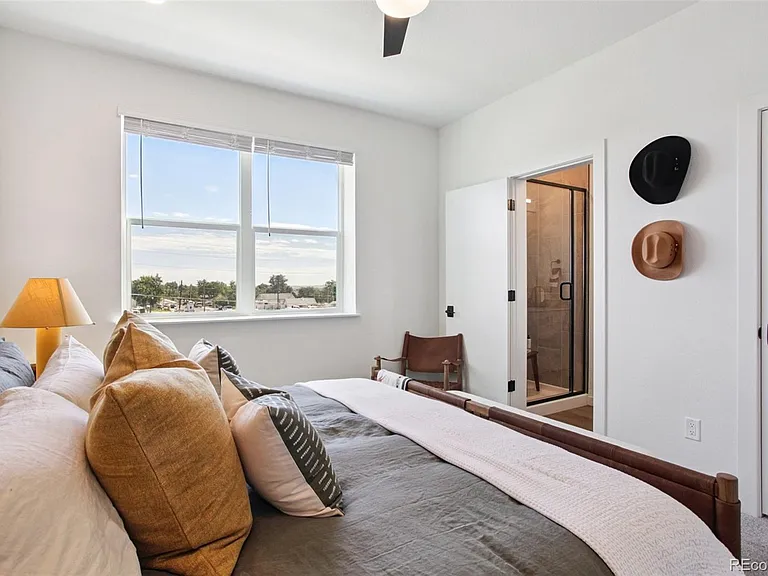 6565 Meade Ct — Photo 9