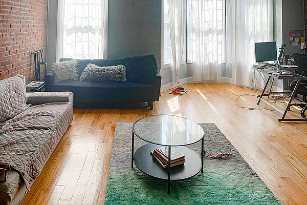 Rented by MySpaceNYC | media 4