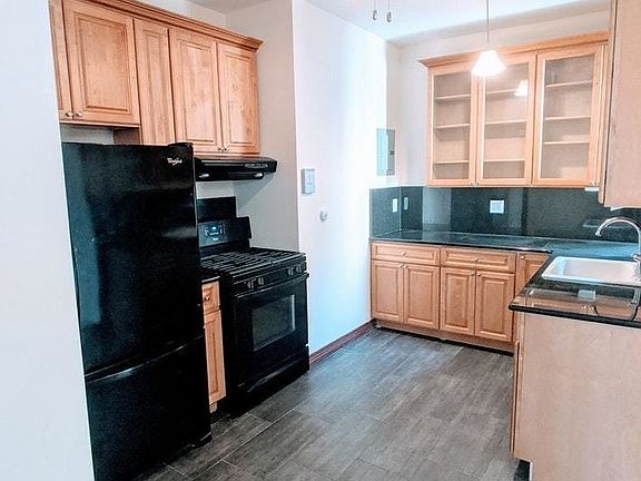 3rd image of 374 Eastern Pkwy APT D2