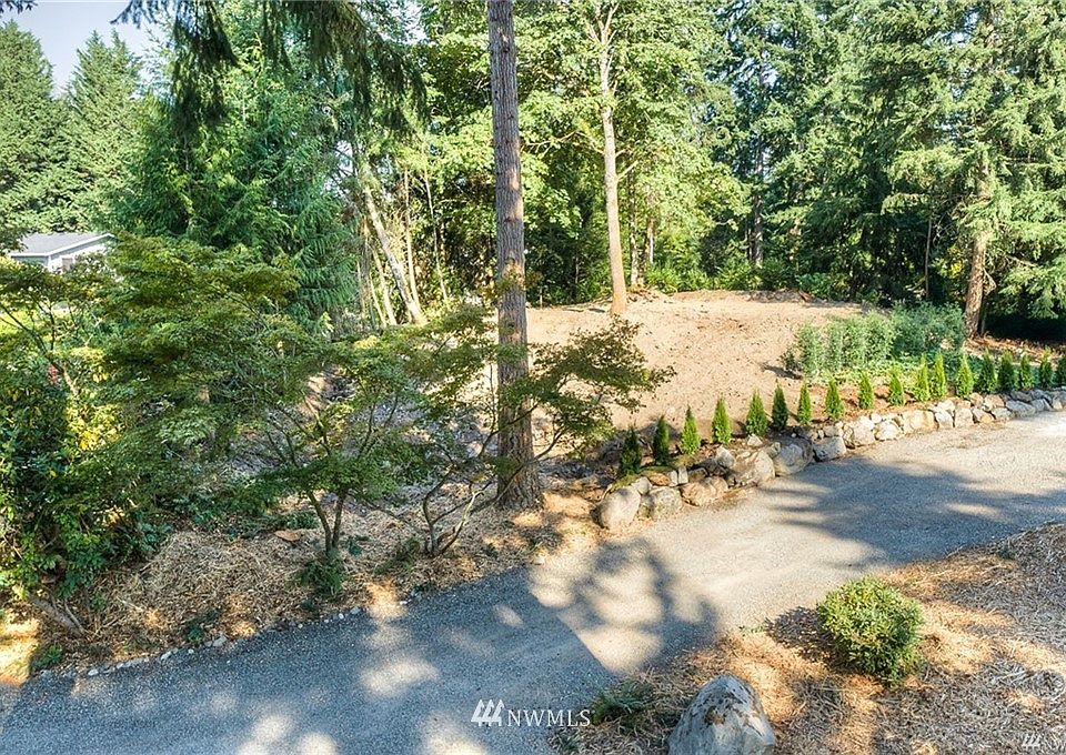 1st image of 0 133rd Avenue E