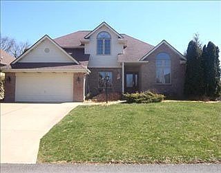 1st image of 203 Village Dr