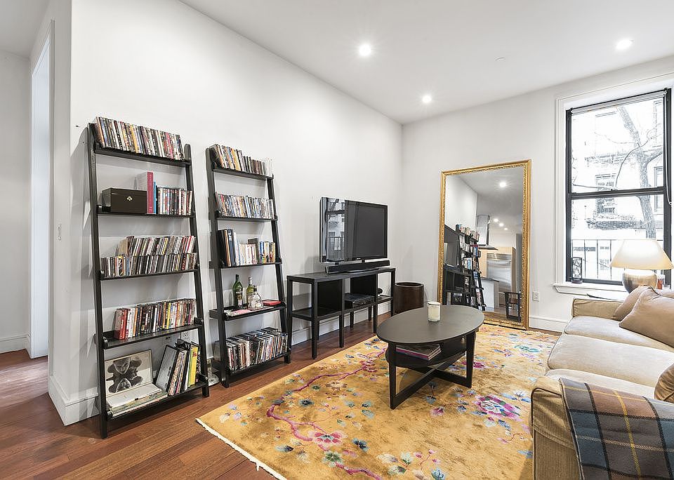 1st image of 343-349 E 50th St #3B