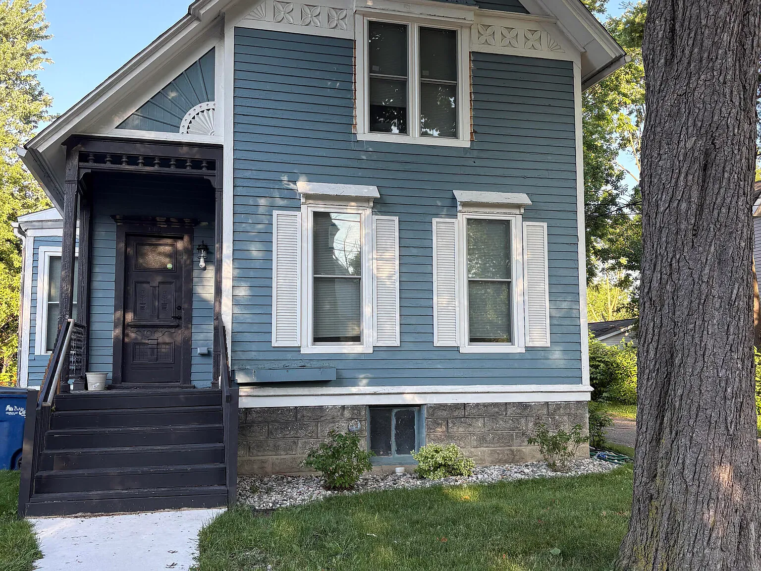 2 bed, 1200 sqft, $1,100 — Photo 2
