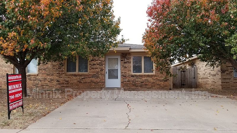 1st image of 9616A Elmwood Ave