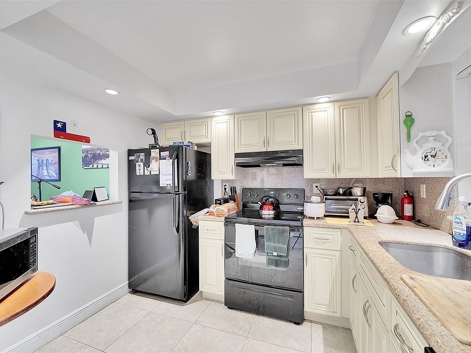 1st image of 9401 Sunrise Lakes Boulevard #111