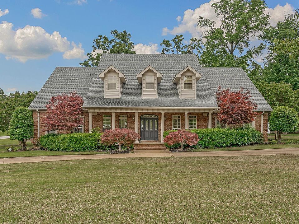 1st image of 316 Dunwoody Dr