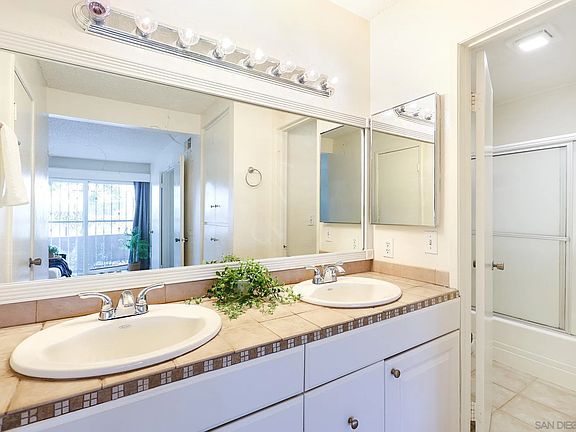 4th image of 7700 Parkway Dr Unit 2