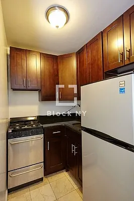 Rented by Block Holdings LLC | media 11