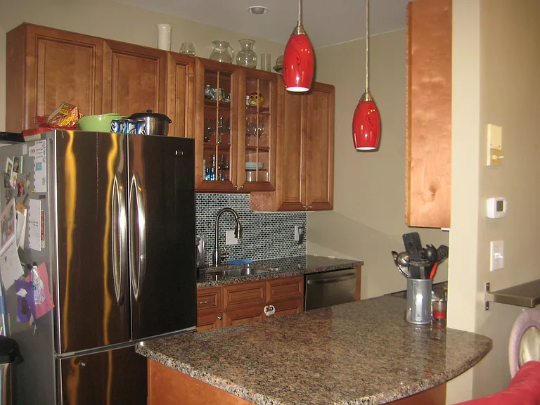 1717-green-st-5-kitchen