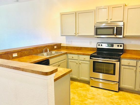 2nd image of 851 Norview Ave APT 304