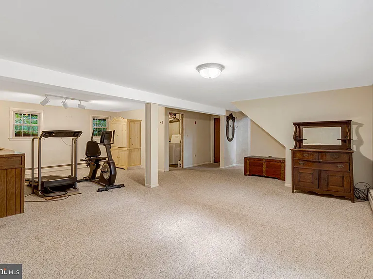 5315 Summit Dr — Photo 43