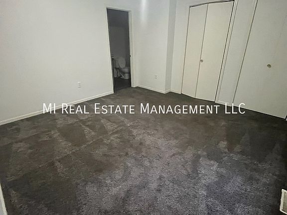 5th image of 863 Sharon Rd