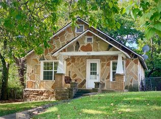 201 E Huntsville Rd, Fayetteville, AR 72701