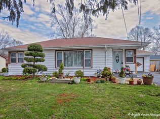 43 Lippincott Rd, Fox Lake, IL 60020