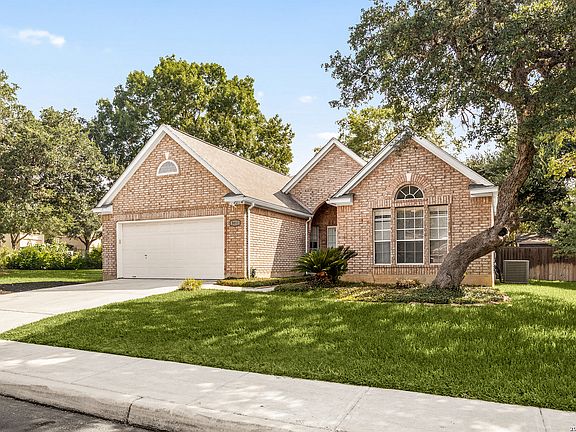 2nd image of 3011 FALL CREST DR