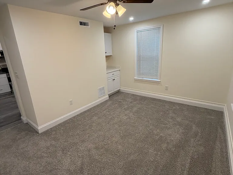 7 Oak St #1 — Photo 5
