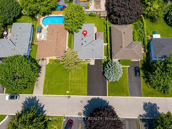 3rd image of 950 Mink St