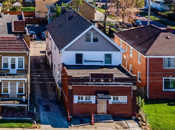 3583 W 105th St, Cleveland, OH 44111