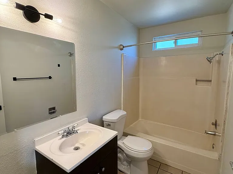 140 Masonic Ave — Photo 15