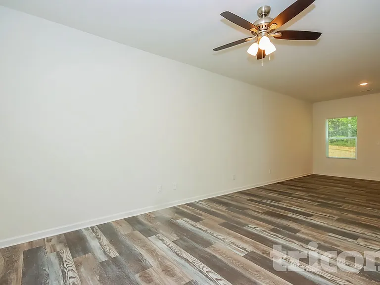 109 Sunwood Ct — Photo 4