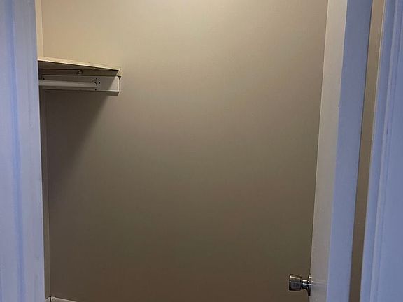 5th image of 405 Lumpkin Ave #10915021