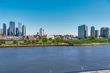 25 Sutton Place South, #7J