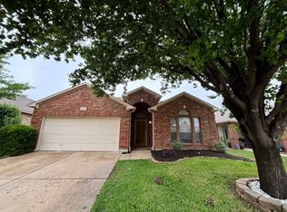 1160 Roping Reins Way #4, Haslet, TX 76052