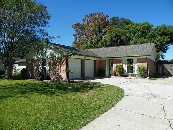 3rd image of 3210 Sand Reef Ln
