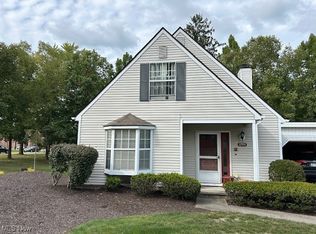 2759 Tinkers Ln, Twinsburg, OH 44087