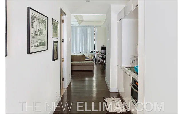 Sold by Douglas Elliman | media 21